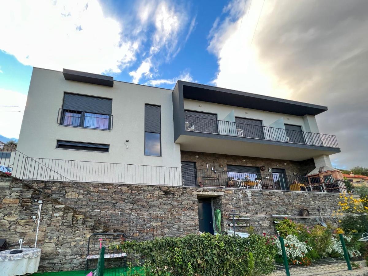 Homestay Sonhos D'ouro Ribeira (Penaguiao)